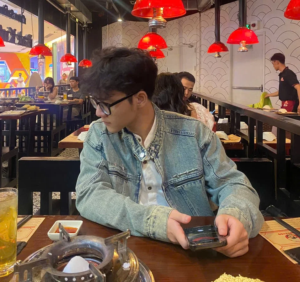 Trưởng phòng marketing GoldenBox